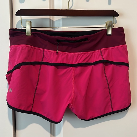 Lululemon Run: Speed Short - Picture 3 of 10